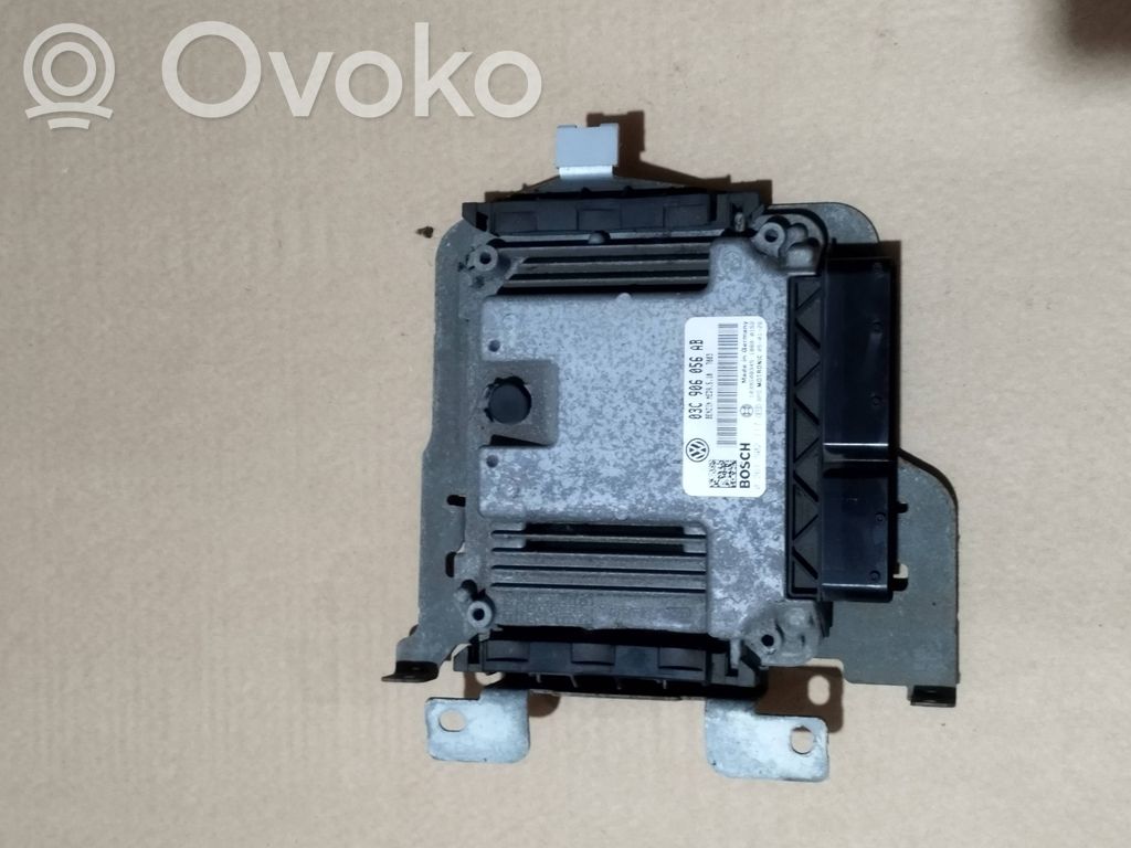 Volkswagen Golf Plus Engine control unit/module 