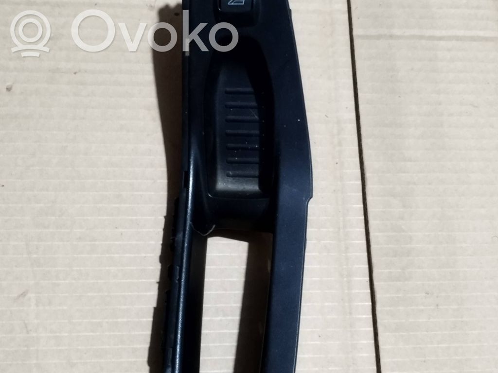 Ford Fiesta Electric window control switch 