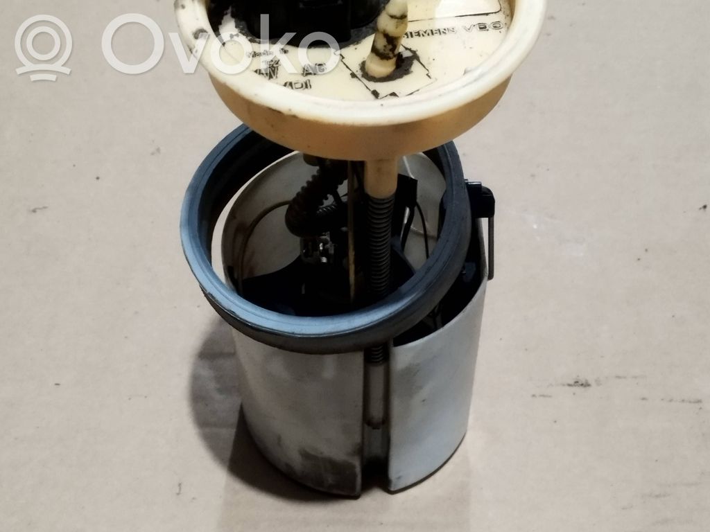 Volkswagen Caddy Pompa carburante immersa 