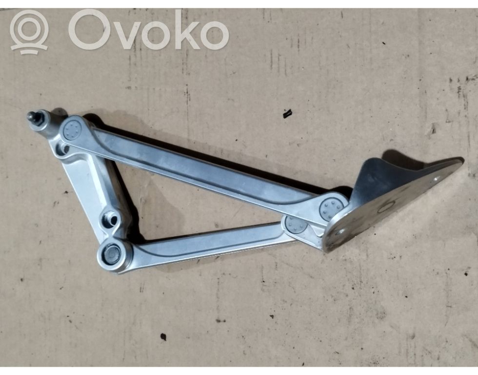 Volkswagen Phaeton Tailgate/trunk/boot hinge 