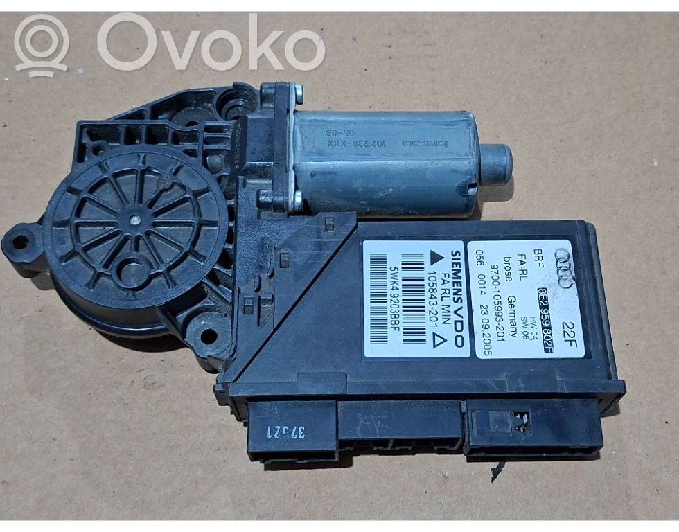 Audi A4 S4 B7 8E 8H Silnik regulatora szyby drzwi przednich 
