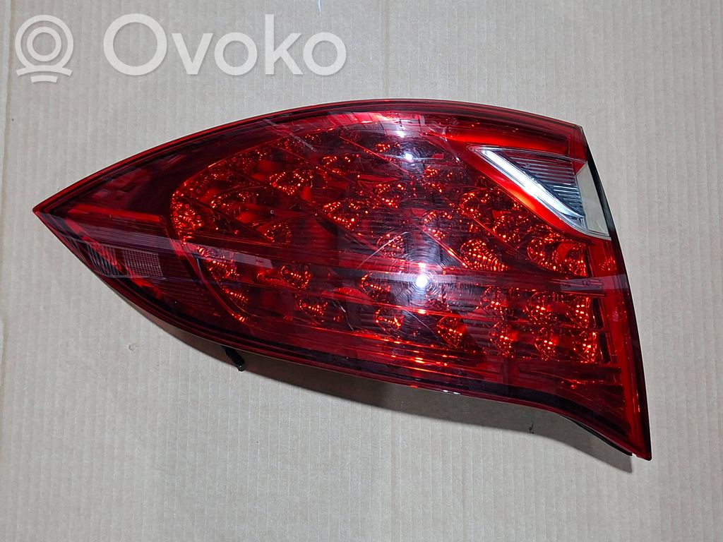 Porsche Cayenne (92A) Lampa tylna 