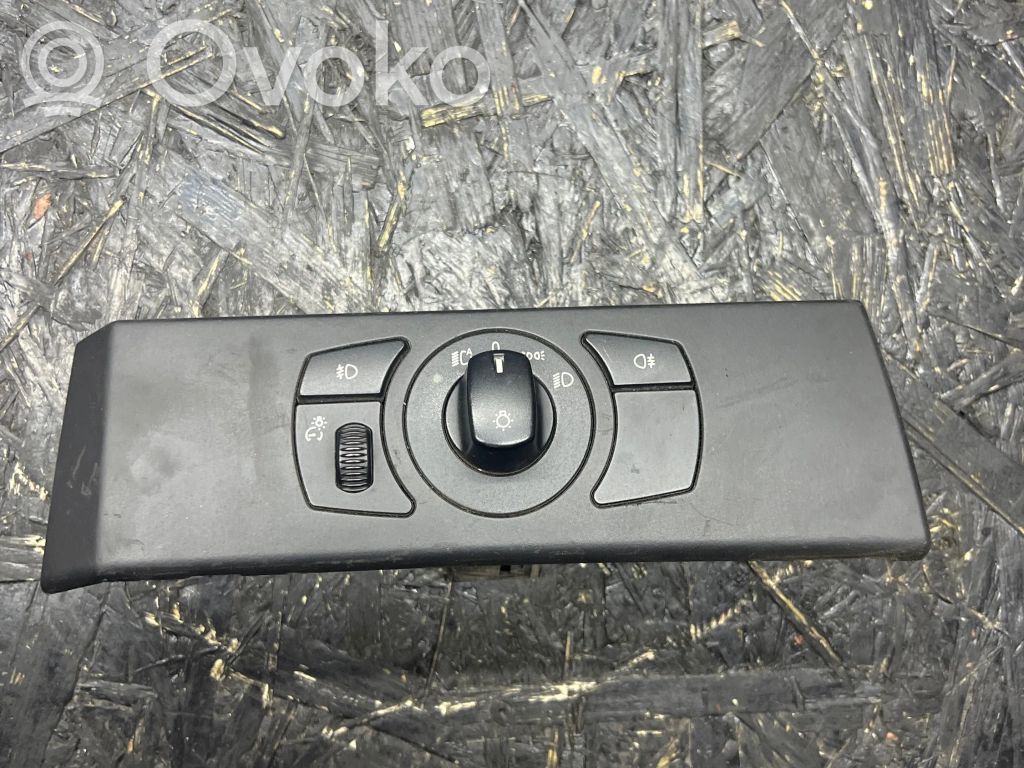 BMW 5 E60 E61 Включатель фонарей 