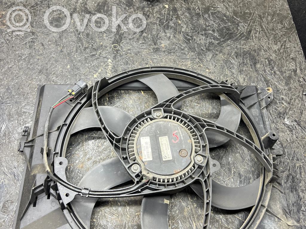 BMW 3 E90 E91 Elektrisks radiatoru ventilators 