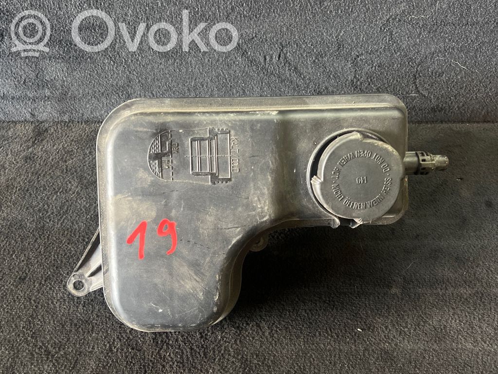 Aušinimo skysčio išsiplėtimo bakelis   7785013,10617210