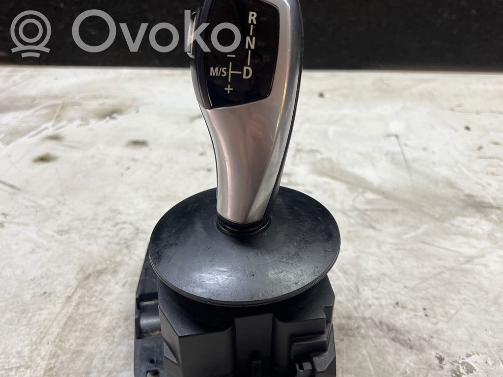 BMW 5 E60 E61 Pavarų perjungimo mechanizmas (kulisa) 