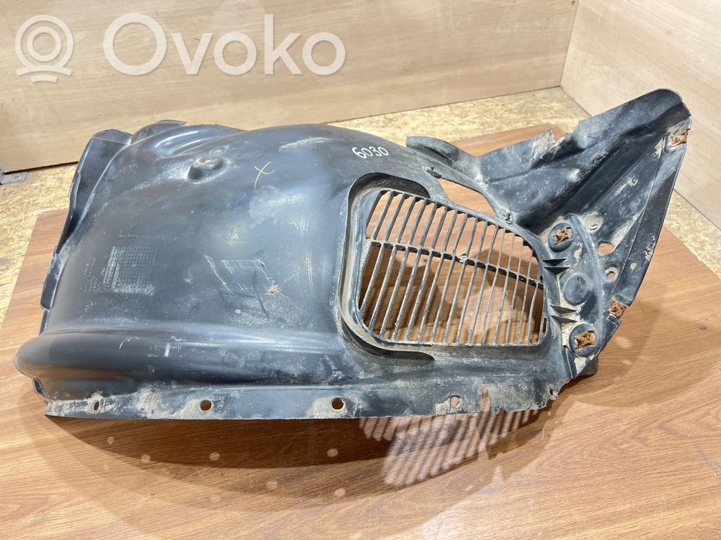 BMW X3 F25 Nadkole przednie 