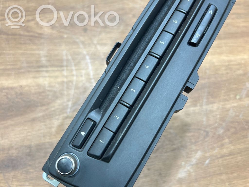 BMW 3 E90 E91 Radio / CD/DVD atskaņotājs / navigācija 
