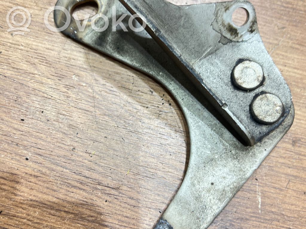 BMW 3 E90 E91 Muffler mount bracket/holder 