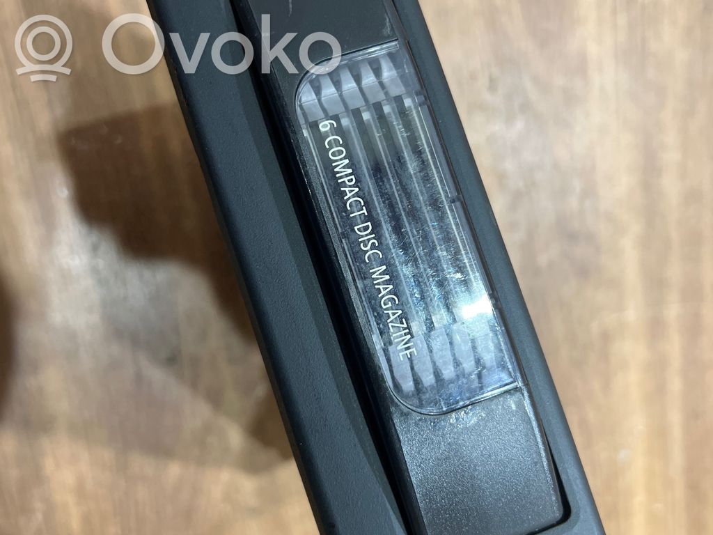 BMW 5 E60 E61 CD/DVD keitiklis 