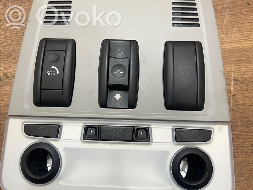 BMW 3 E90 E91 Priekinių vietų apšvietimo žibintas 