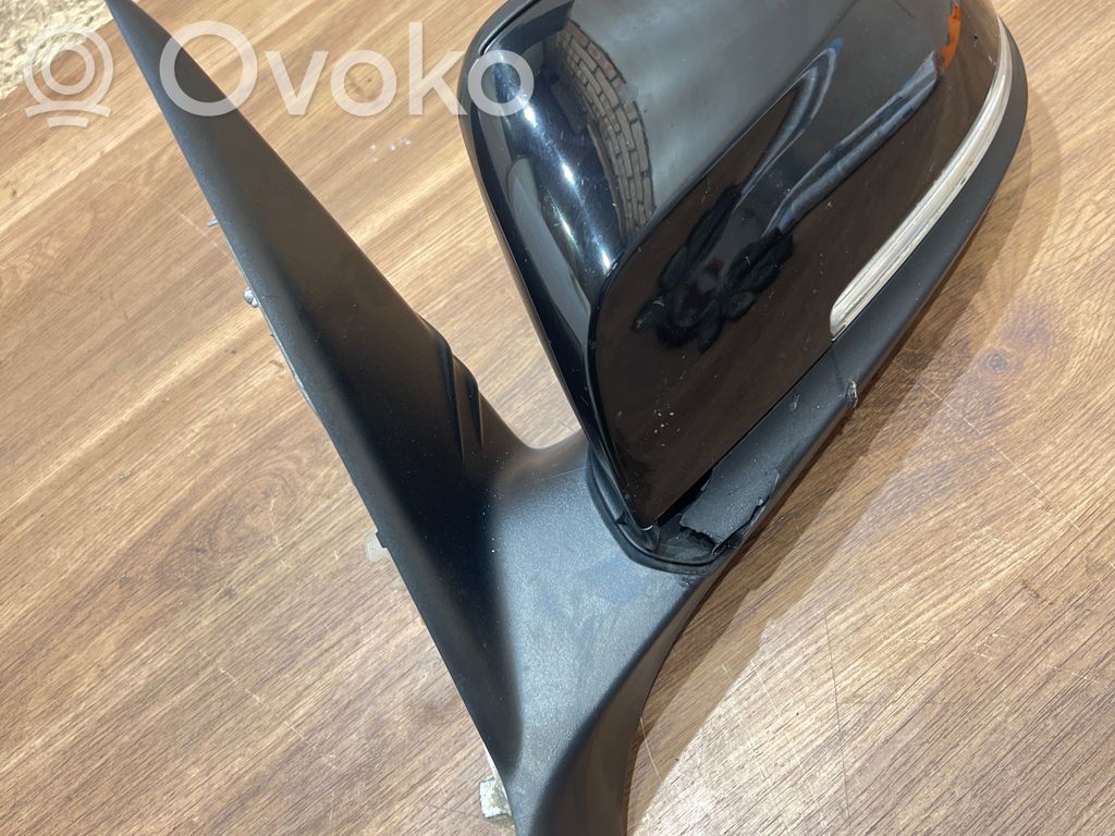 BMW 1 F20 F21 Front door electric wing mirror 