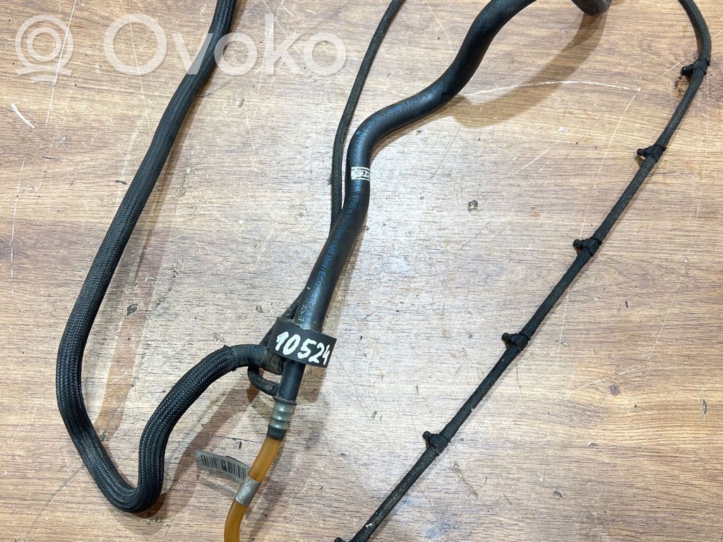 BMW 3 E90 E91 Fuel line/pipe/hose 