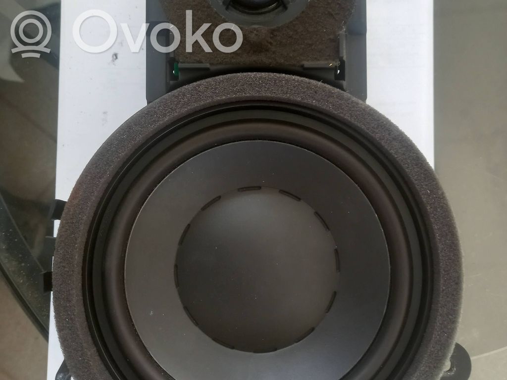 Volvo XC90 Front door high frequency speaker 