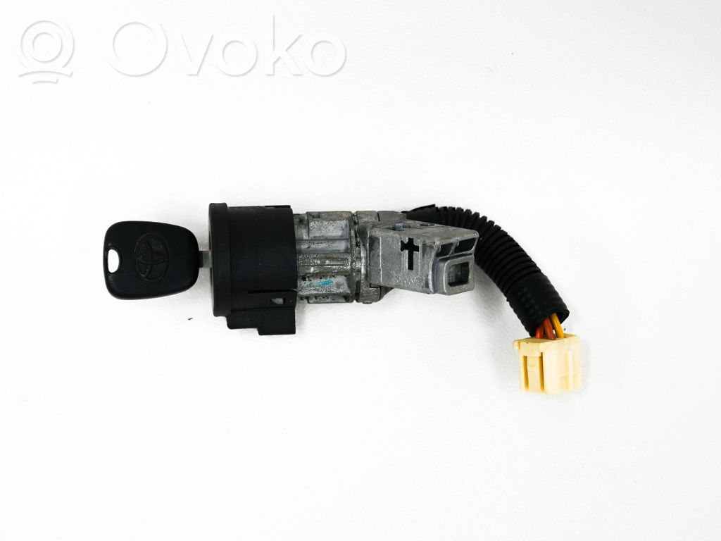 Toyota Aygo AB10 Ignition lock 
