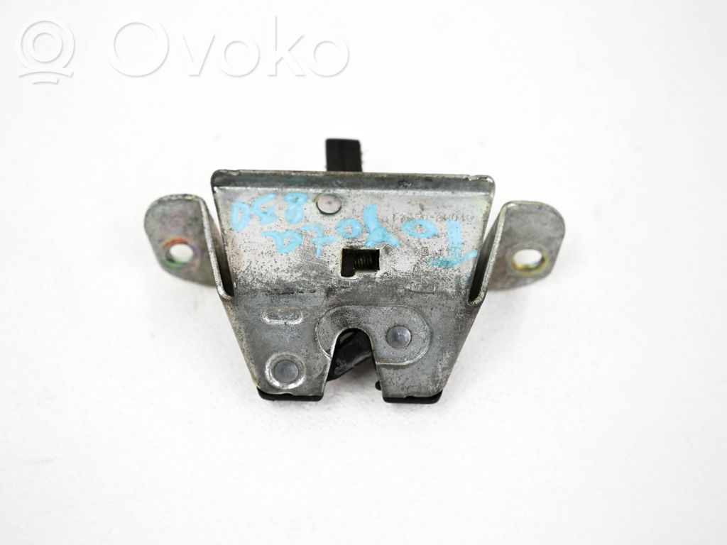 Toyota Aygo AB10 Tailgate lock latch 