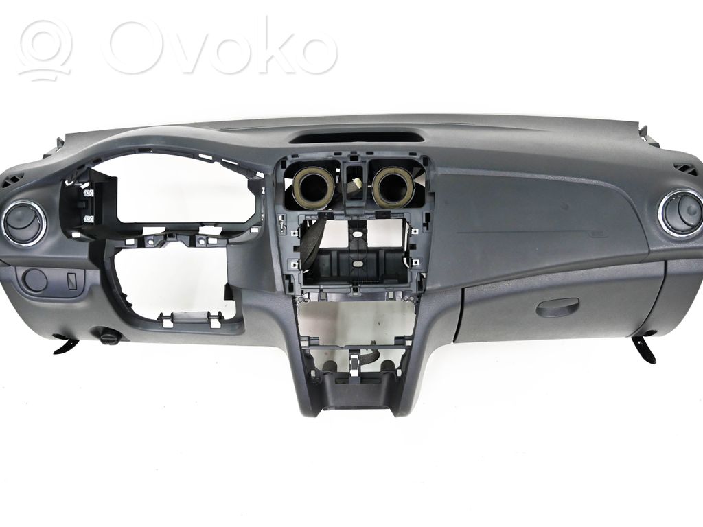 Dacia Sandero II Панель 