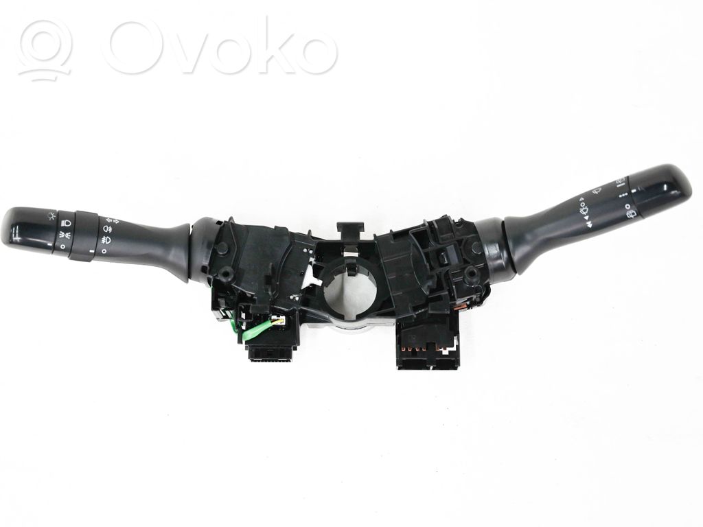 Toyota Yaris Wiper turn signal indicator stalk/switch 