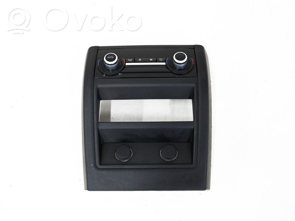 Panel klimatyzacji   933202801,105112959C,16046610,10055913,105067520C,16046610,45285,9252009,92522006