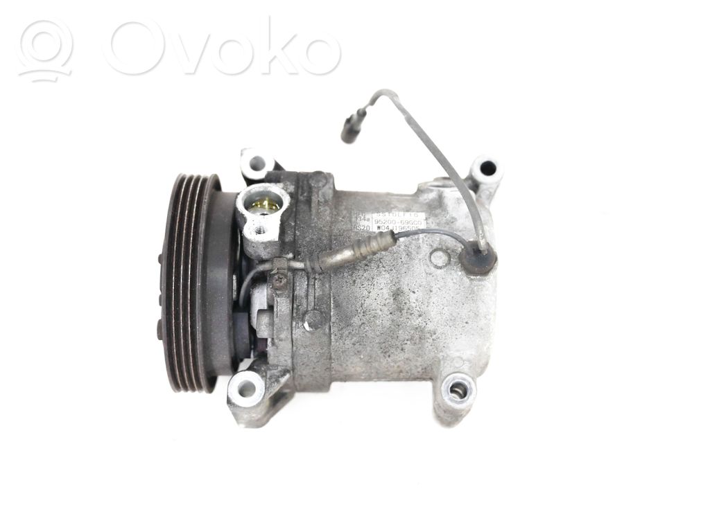 Suzuki Wagon R+ Air conditioning (A/C) compressor (pump) 