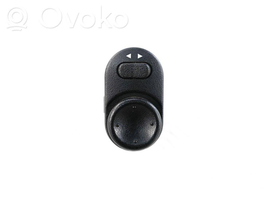 Suzuki Ignis Wing mirror switch 