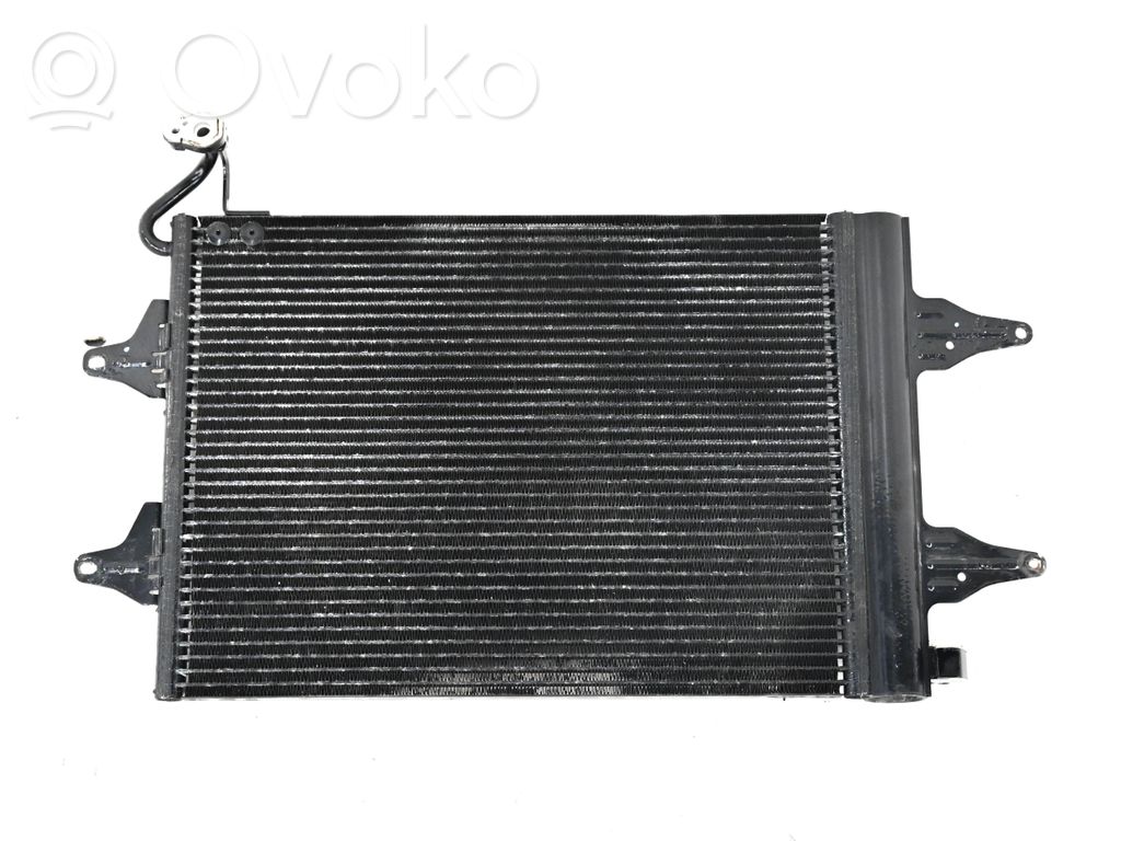 Volkswagen Polo IV 9N3 Skraplacz / Chłodnica klimatyzacji 