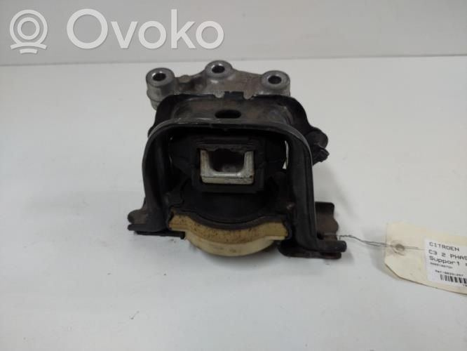 Engine mounting bracket   00001807GH