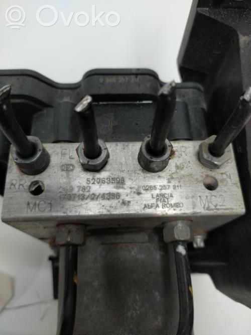 Unidad de control/módulo del ABS   6000630116