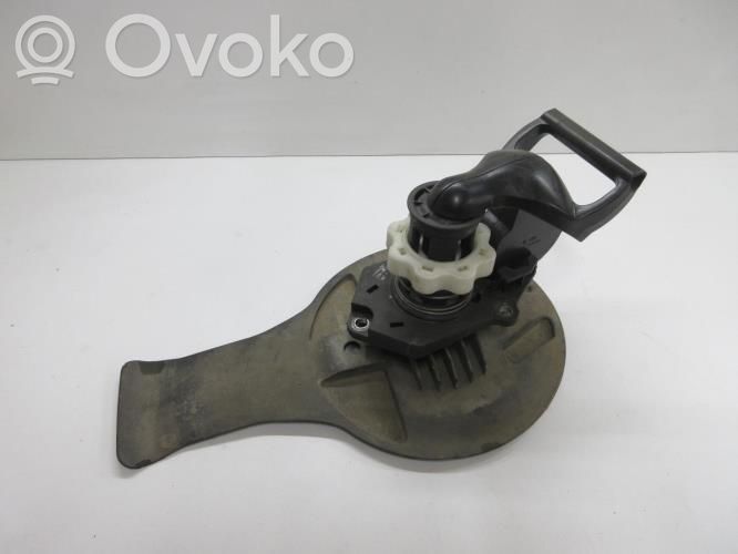 Spare wheel mounting bracket   7701209284
