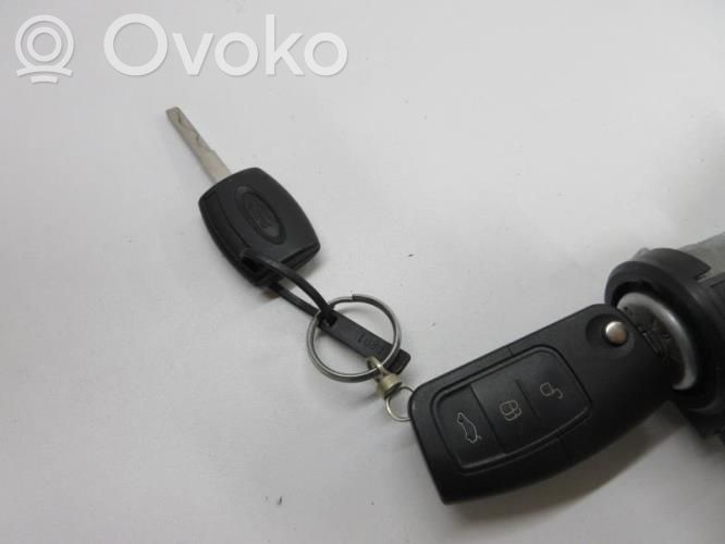 Ford Mondeo MK IV Aizdedzes atslēga 