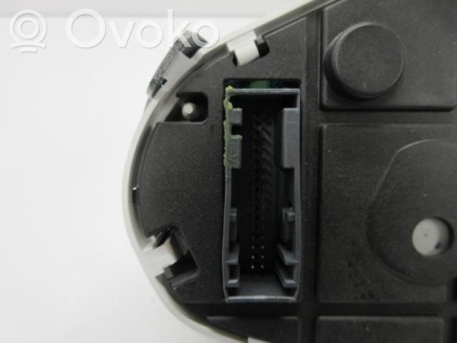 Ford Fiesta Speedometer (instrument cluster) 