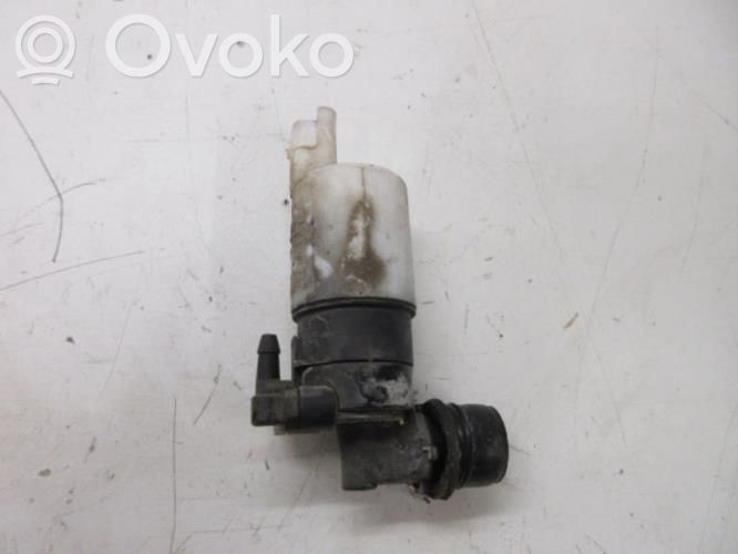 Windscreen/windshield washer pump   643476