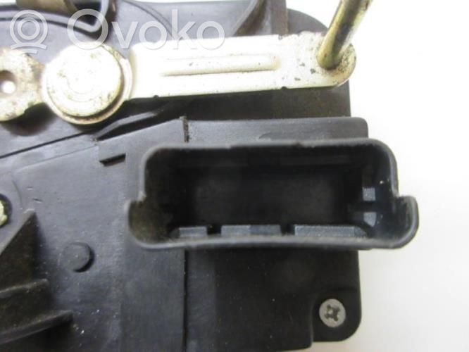 Front door lock   00009136K2