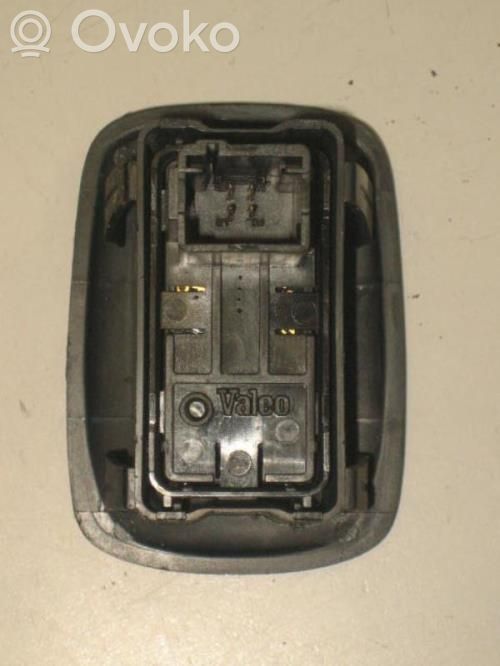 Peugeot 207 Rear door lock 