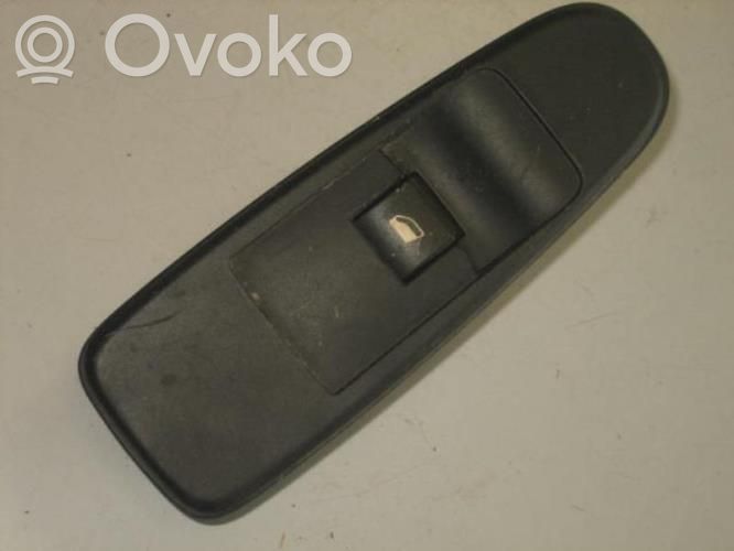 Citroen C4 I Picasso Czujnik otwarcia drzwi przednich 