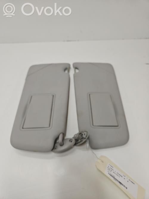 Sun visor   1880328