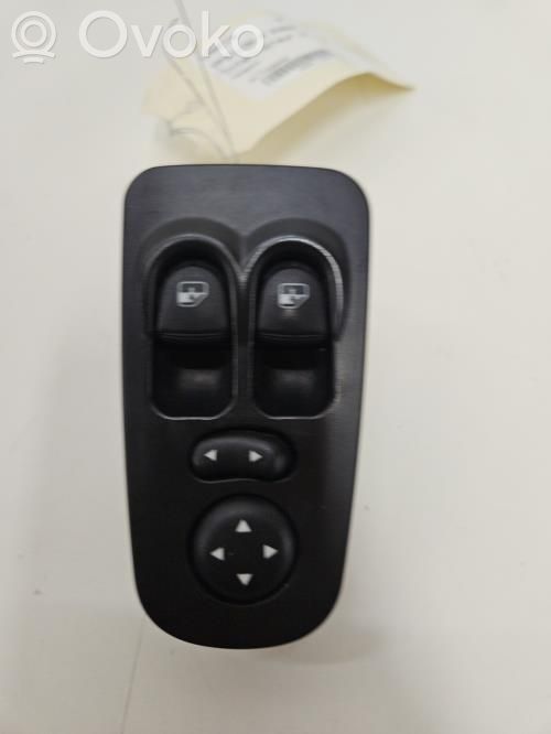 Lancia Ypsilon Front door sensor 