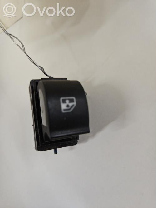 Opel Combo D Front door sensor 