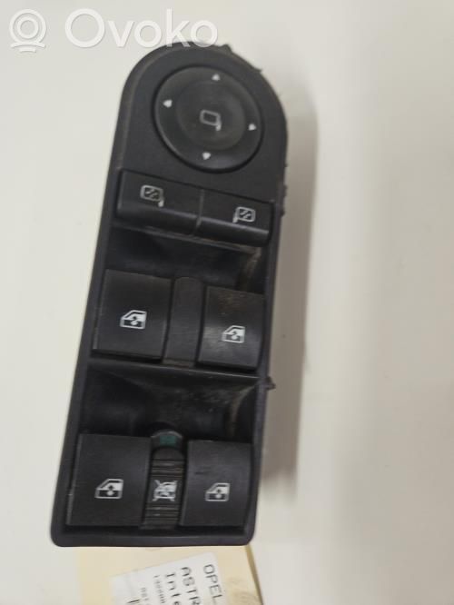 Sensor de la puerta delantera   13228877