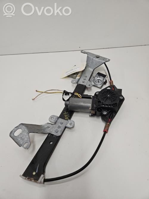 Ford Fiesta Macara ușă față cu motor 
