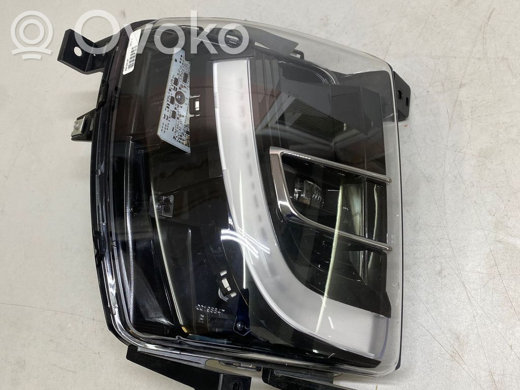 Tesla Model X LED dienas gaisma 