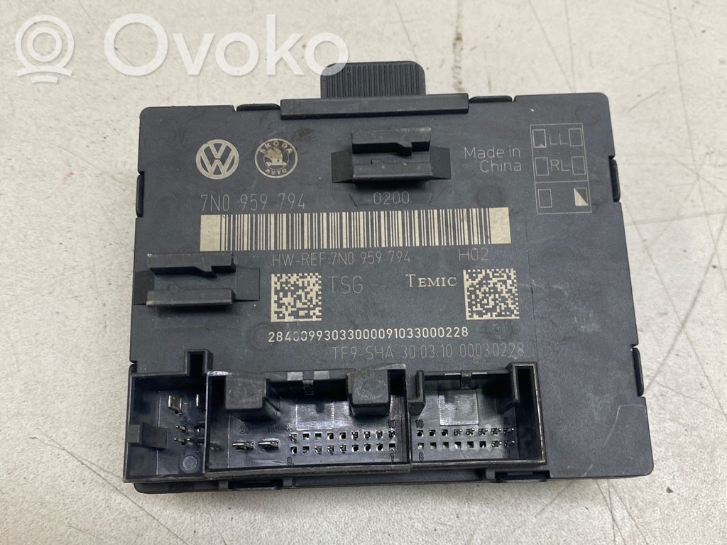 Volkswagen Sharan Door control unit/module 