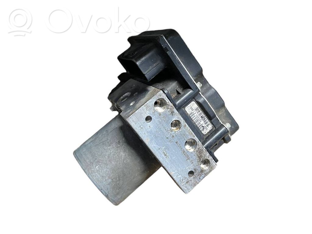 BMW X3 E83 ABS Pump 