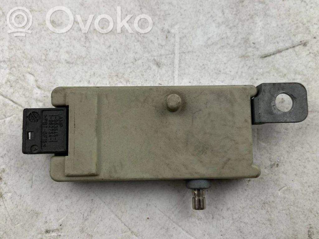 BMW 5 E39 Antenos valdymo blokas 