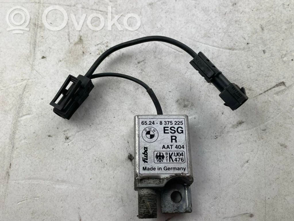 BMW 5 E39 Antenos stiprintuvas 