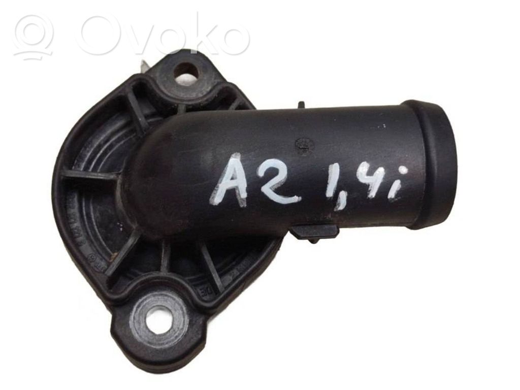 Audi A2 Obudowa termostatu 