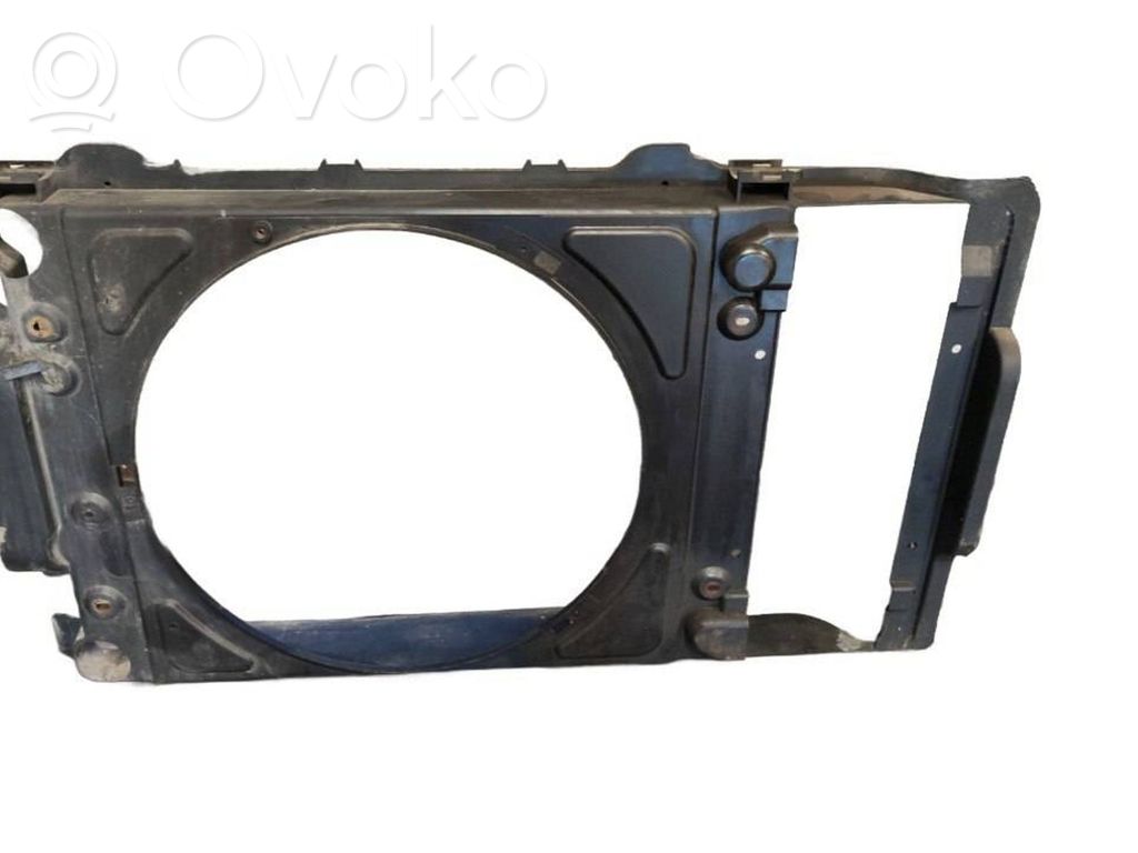 Диффузор   8Z0121207B