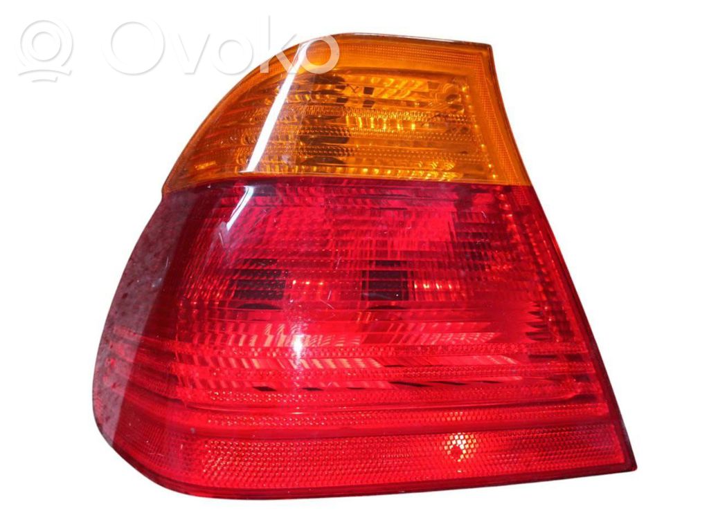 BMW 3 E46 Aizmugurējais lukturis virsbūvē 