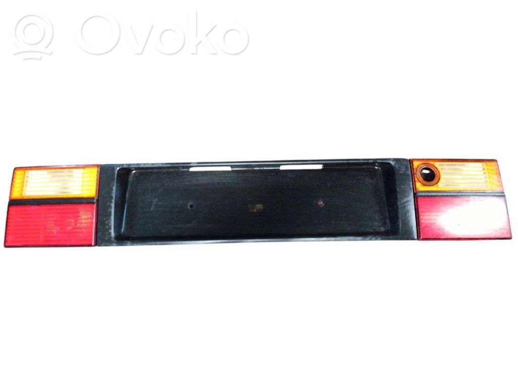 Volkswagen Vento Barra de luz de la matrícula/placa de la puerta del maletero 