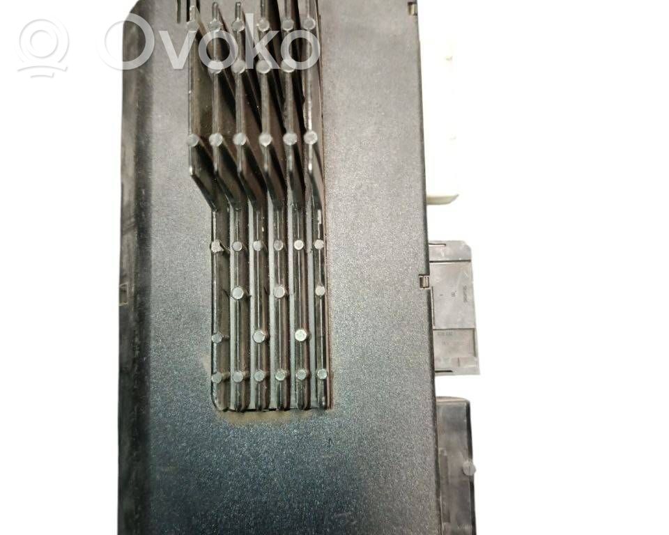 BMW 7 E38 Light module LCM 